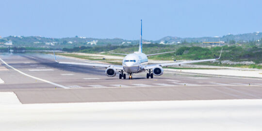 United Airlines Boeing 737-824 taxing on the runway of the Providenciales International Airport